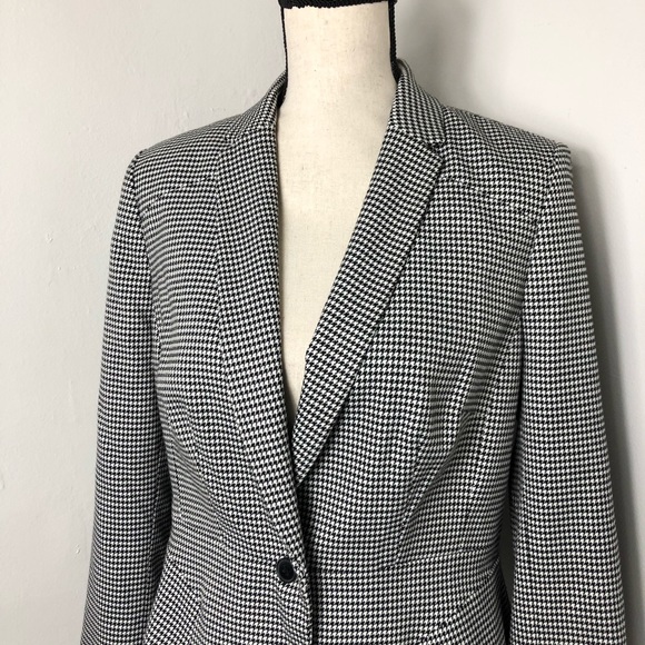 [SOLD] Worthington Houndstooth One Button Blazer - Picture 3 of 6